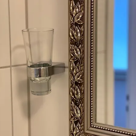 Rheinischer Hof Hotel *